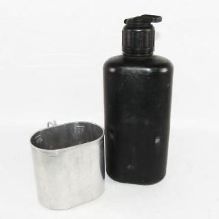≪スイス軍≫ キャンティーン&カップ セット (USED)
