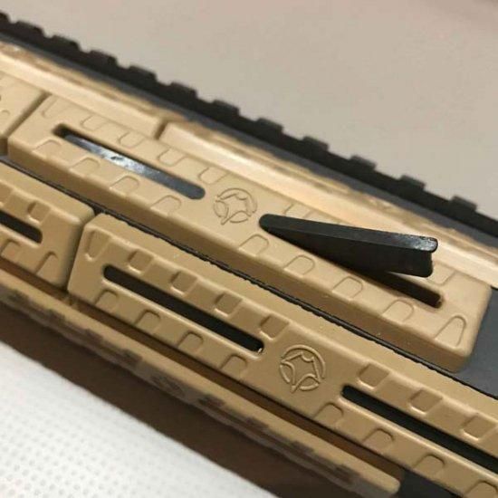 M-Lokレールガード | FDE - -米軍放出品販売- White Rook (ホワイト