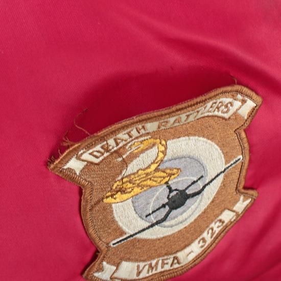 ≪USMC≫ VMFA-323 サテンジャケット / Medium (USED) ≪USMC≫ VMFA-323 サテンジャケット / Medium (USED)
