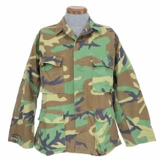 <img class='new_mark_img1' src='https://img.shop-pro.jp/img/new/icons5.gif' style='border:none;display:inline;margin:0px;padding:0px;width:auto;' />≪USGI≫ウッドランド迷彩 コンバットジャケット / SMALL - SHORT (USED)