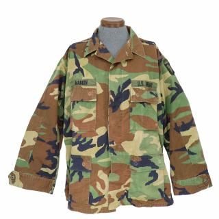 <img class='new_mark_img1' src='https://img.shop-pro.jp/img/new/icons5.gif' style='border:none;display:inline;margin:0px;padding:0px;width:auto;' />≪USGI≫ウッドランド迷彩 コンバットジャケット / LARGE-REGULAR (USED)