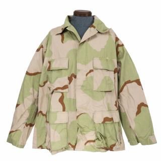 <img class='new_mark_img1' src='https://img.shop-pro.jp/img/new/icons5.gif' style='border:none;display:inline;margin:0px;padding:0px;width:auto;' />≪USGI≫DCUデザート迷彩 コンバットジャケット / LARGE-REGULAR (USED)