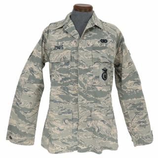 <img class='new_mark_img1' src='https://img.shop-pro.jp/img/new/icons5.gif' style='border:none;display:inline;margin:0px;padding:0px;width:auto;' />≪USAF≫ABU迷彩 ユーティリティジャケット / 36-LONG (USED)
