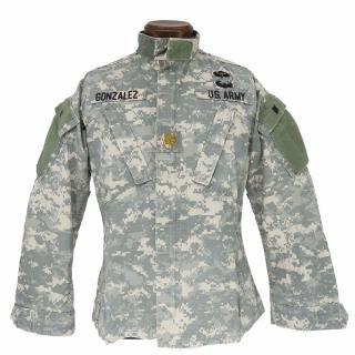 <img class='new_mark_img1' src='https://img.shop-pro.jp/img/new/icons5.gif' style='border:none;display:inline;margin:0px;padding:0px;width:auto;' />≪ARMY≫UCP(ACU)迷彩 コンバットジャケット / X-SMALL-SHORT (USED)