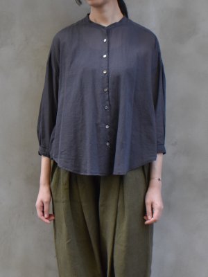 ikkuna suzuki takayuki / gathered blouse  col.charcoal gray