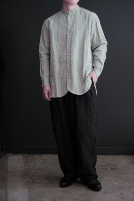 suzuki takayuki / peasant shirt col.hoary mugwort