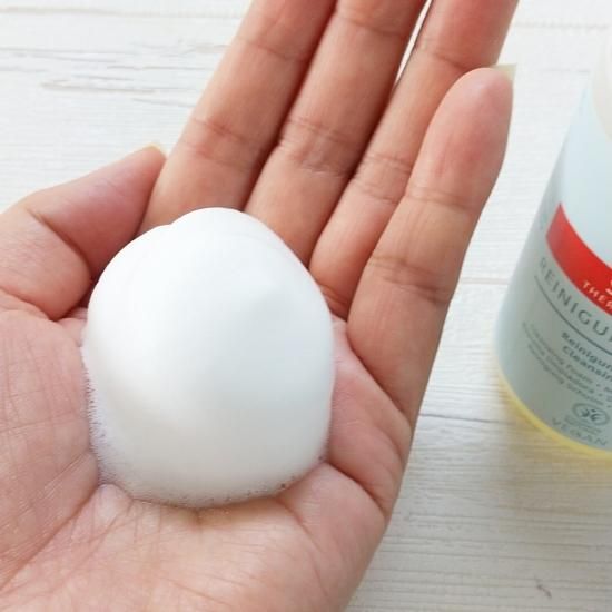 直営オンラインストア限定品＞柔らかい泡が潤いを保ちながら毛穴の汚れまで