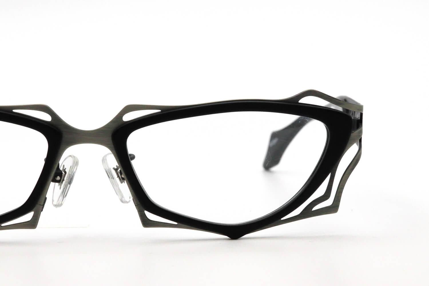 LESS THAN HUMAN ×デビルマン　リムレス　サングラス　コラボ Amazon | less than human（レスザンヒューマン） less than