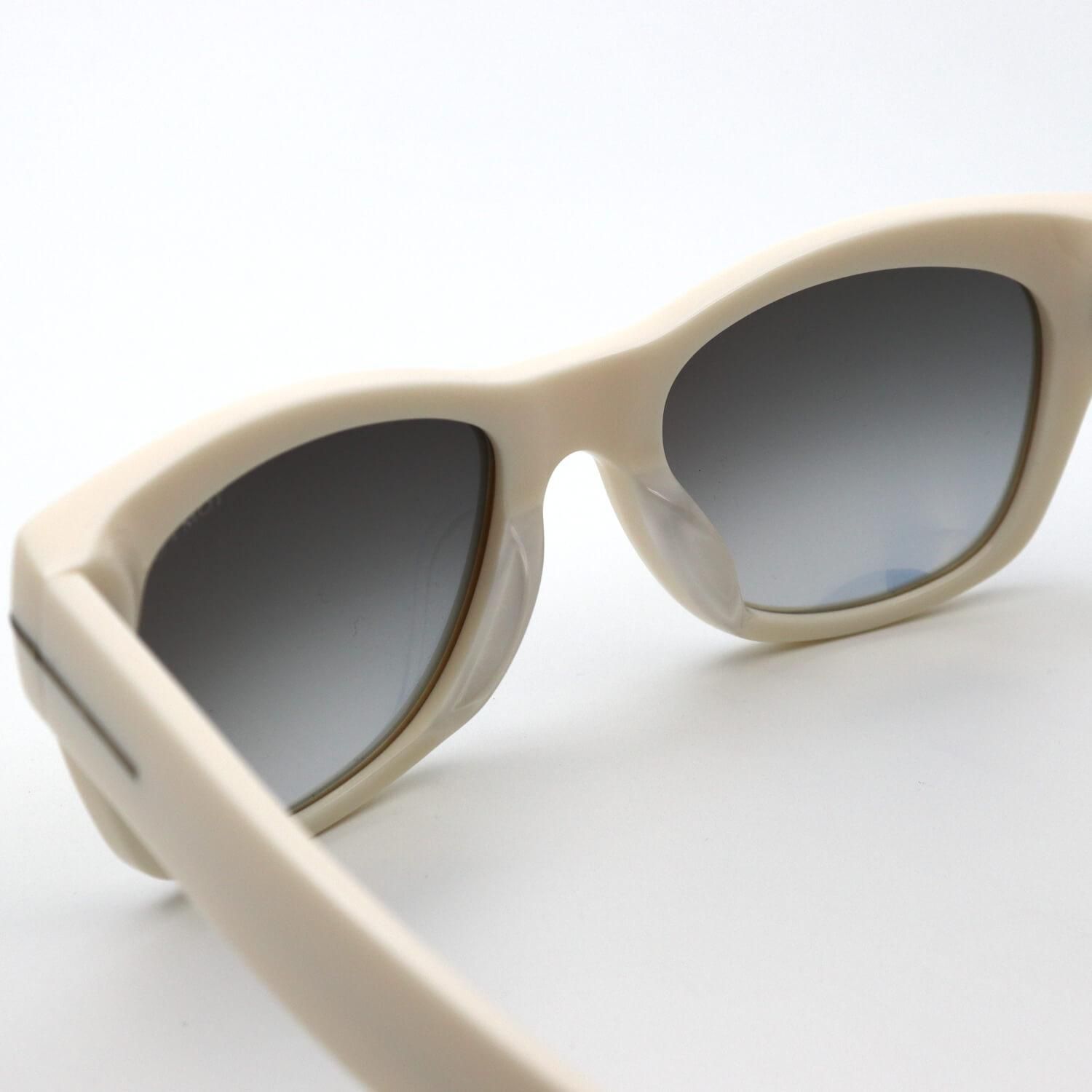 正規通販】TF0058-F color.25G サングラス┃TOMFORD公式取扱店 正規通販】TF0058-F color.25G サングラス┃TOMFORD公式取扱店