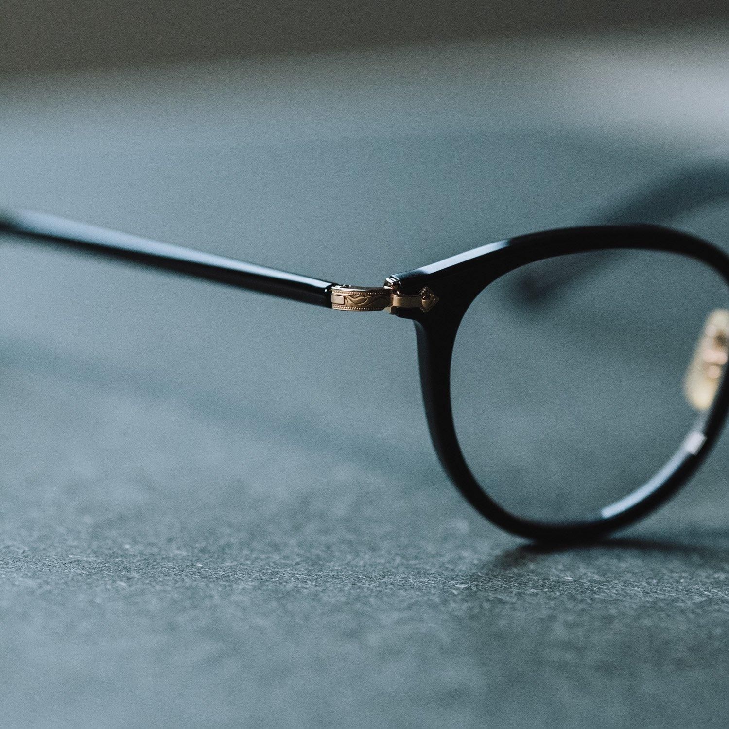 通販】E-0513 PBK/Gカラー┃EYEVAN正規取扱店 Visio