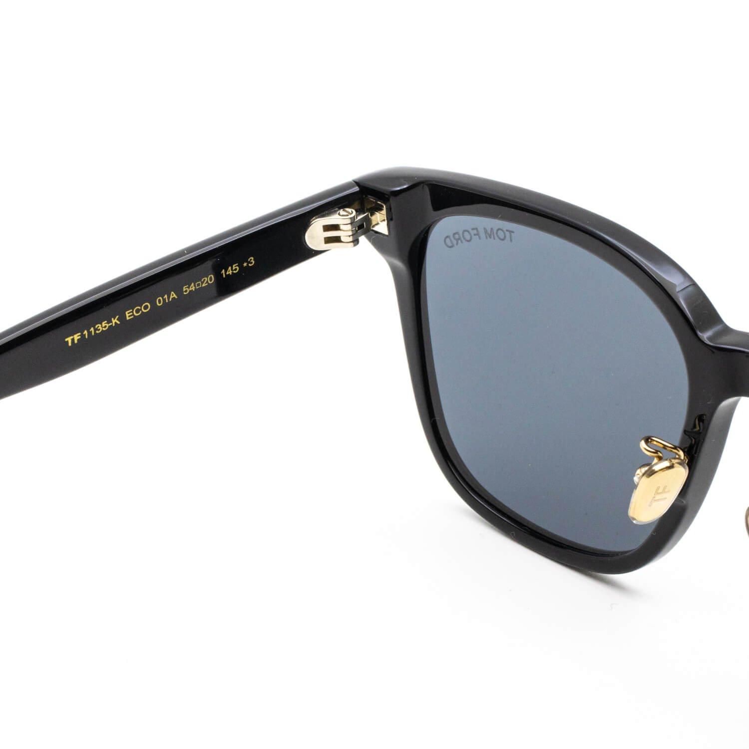 正規取扱店】TF1135K 01Aカラー TOMFORD┃Visio公式通販 正規取扱店】TF1135K 01Aカラー TOMFORD┃Visio公式通販