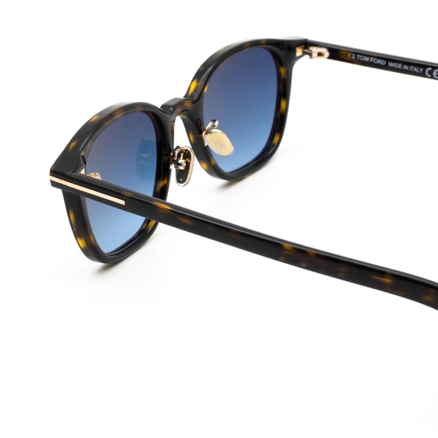 極美品・日本企画モデル トムフォード サングラス TF978-D ブラック TOM FORD トムフォード サングラス TF978-D ウェリントン 日本