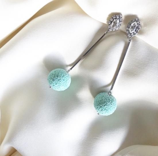 mint green pierce earring - salon de Sourire