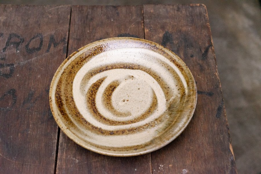 ソロソロ窯　皿21.5cm