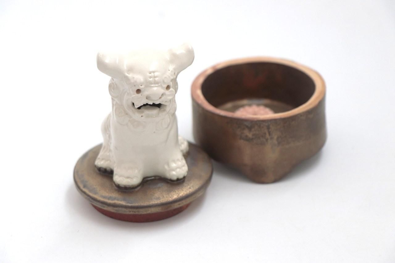 胡文眀　香爐　箱あり 胡文眀 香爐 箱あり 箱香炉 | 龍頭 - 育陶園 やちむんの窯元｜沖縄