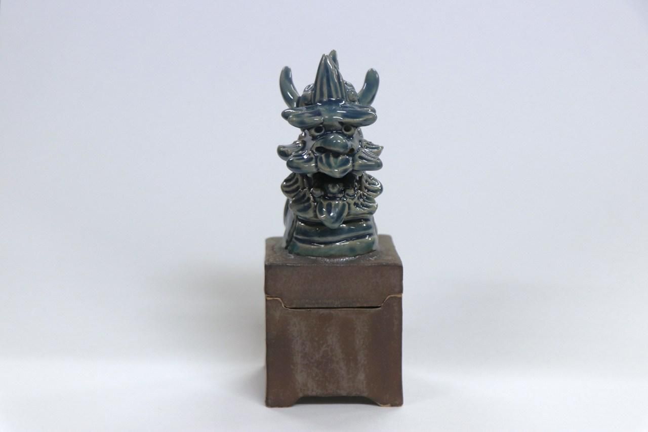 箱香炉 | 龍頭 - 育陶園 やちむんの窯元｜沖縄の陶器 和食器などの