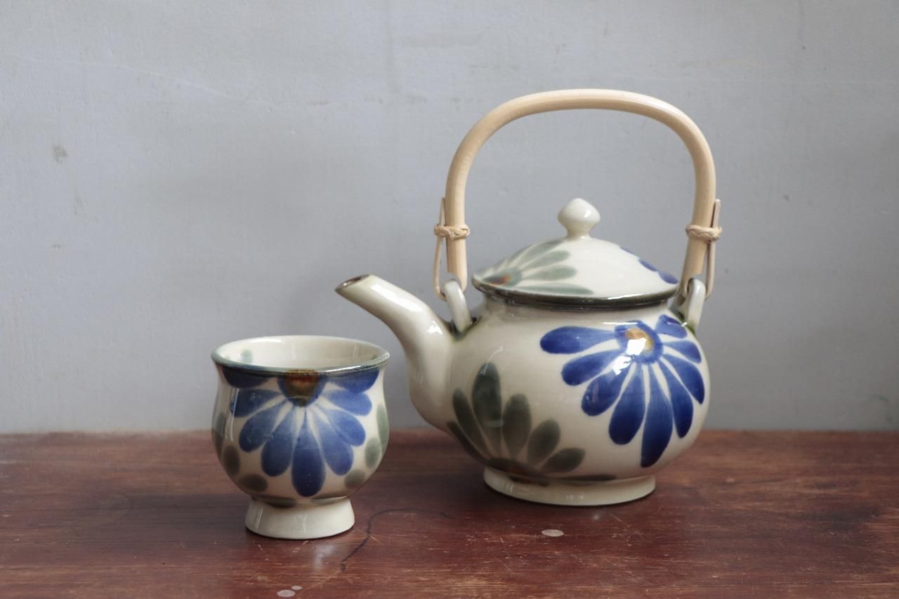 急須 | お茶の時間を楽しむ - 育陶園 やちむんの窯元｜沖縄の