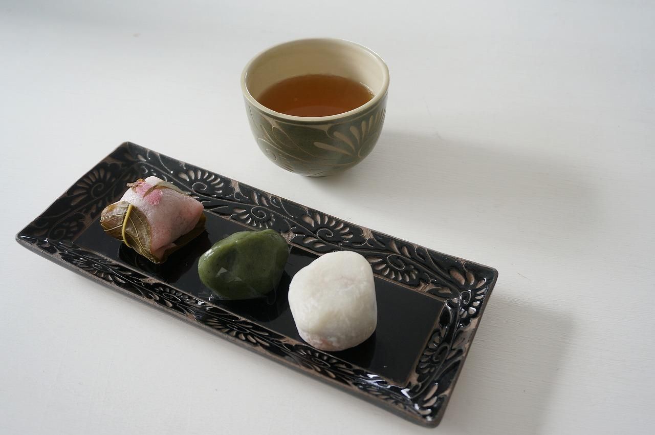 角皿・長方形 - 育陶園 やちむんの窯元｜沖縄の陶器 和食器など