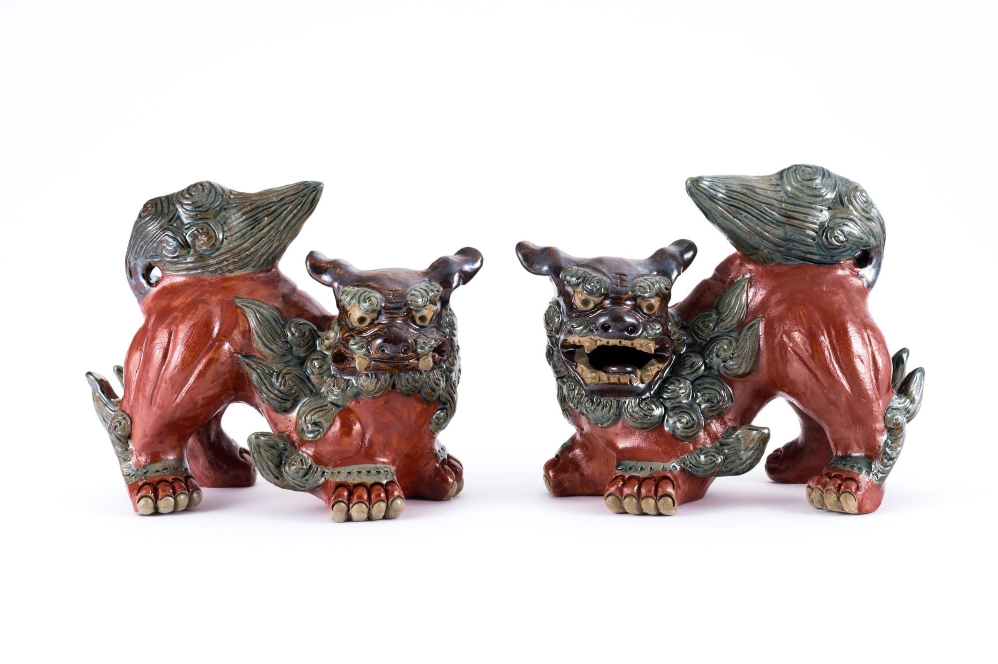 新小獅子 | 陶器のシーサー - 育陶園 やちむんの窯元｜沖縄の