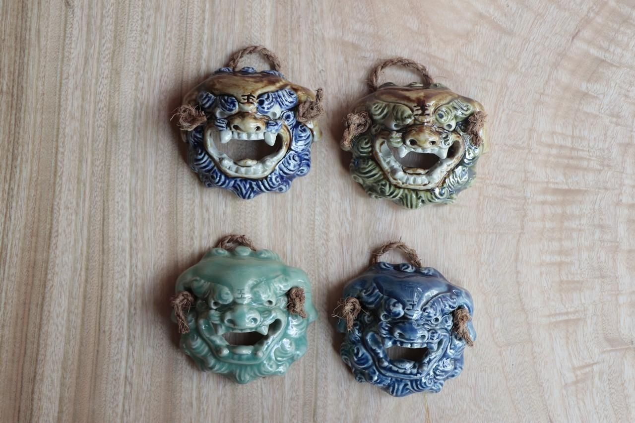 面獅子・小 | 壁掛けシーサー - 育陶園 やちむんの窯元｜沖縄の