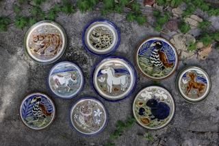 26日まで出品　子孫繁栄⭐︎沖縄 育陶園  ／壺屋焼／魚紋大皿 壺屋焼陶芸城 金城敏幸 魚紋 新入荷 東京うつわのわ田 | 沖縄