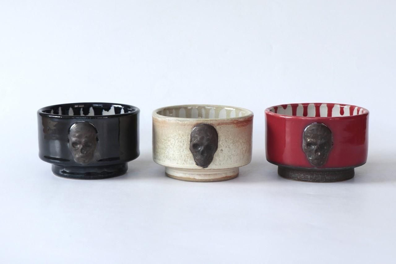 髑髏ボウル2025 | 限定デザイン - 育陶園 やちむんの窯元｜沖縄の陶器