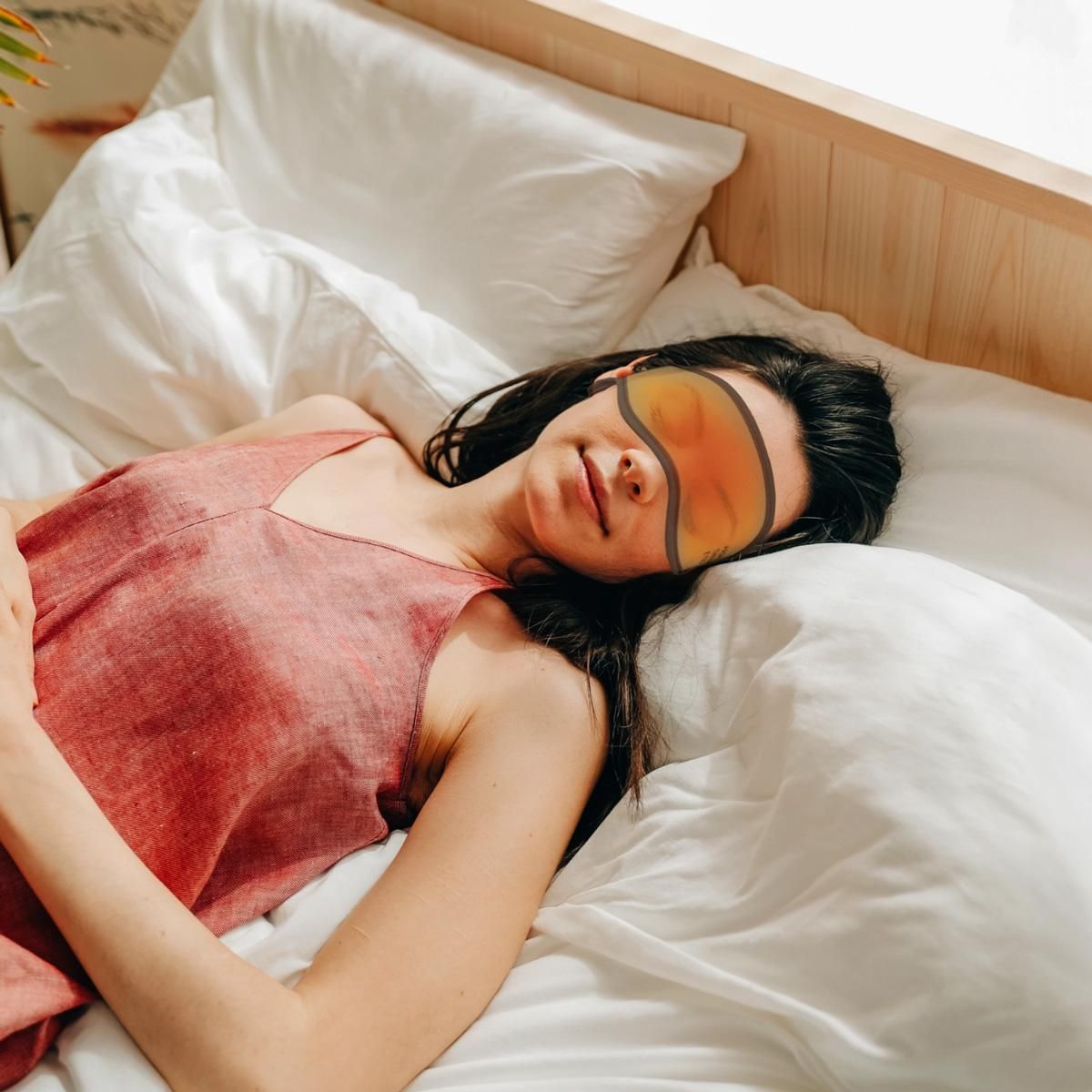 値下げします新品未使用・Dr.SYS ERIKA 3IN1BBCREAM セット プロモサーモアイズ ブラックシリカ プレミアムアイマスク｜わんこん家