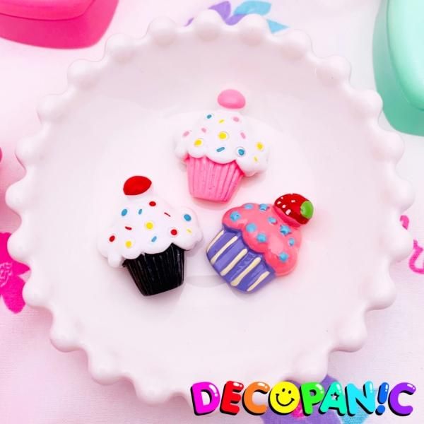 A509 カラフルカップケーキ Decopanic