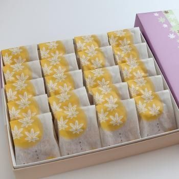 あきもみじ様 リクエスト 4点 まとめ商品 チーズ20個入り - 【公式】もみじまんじゅう・揚げもみじの紅葉
