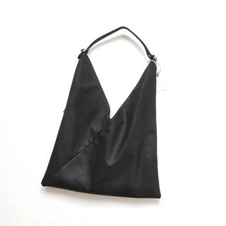 <img class='new_mark_img1' src='https://img.shop-pro.jp/img/new/icons8.gif' style='border:none;display:inline;margin:0px;padding:0px;width:auto;' />SLOW <br>calf skin<br>wrap bag