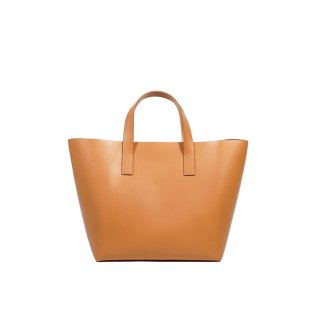 SLOW <br>caster nume-post tailor tote S