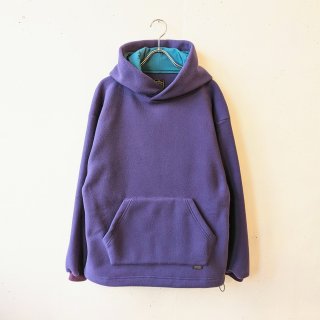 <img class='new_mark_img1' src='https://img.shop-pro.jp/img/new/icons8.gif' style='border:none;display:inline;margin:0px;padding:0px;width:auto;' />GYPSY＆SONS<br>COLOR FLEECE PARKA