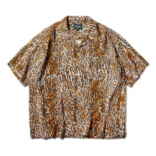 <img class='new_mark_img1' src='https://img.shop-pro.jp/img/new/icons8.gif' style='border:none;display:inline;margin:0px;padding:0px;width:auto;' />GOOD HELLER<br>LEOPARD S/S SHIRT