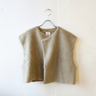 Honnete<br>CROPPED BOA VEST