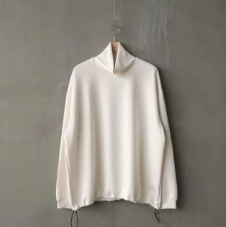 <img class='new_mark_img1' src='https://img.shop-pro.jp/img/new/icons6.gif' style='border:none;display:inline;margin:0px;padding:0px;width:auto;' />Manual Alphabet<br>CARDBOARD MOCKNECK TEE