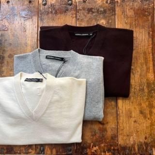 <img class='new_mark_img1' src='https://img.shop-pro.jp/img/new/icons6.gif' style='border:none;display:inline;margin:0px;padding:0px;width:auto;' />nicholson & nicholson<br>GINNY
