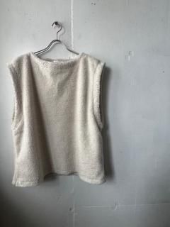 <img class='new_mark_img1' src='https://img.shop-pro.jp/img/new/icons6.gif' style='border:none;display:inline;margin:0px;padding:0px;width:auto;' />Honnete <br>Double Faced Boa Vest