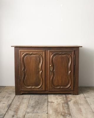 Cabinet.3