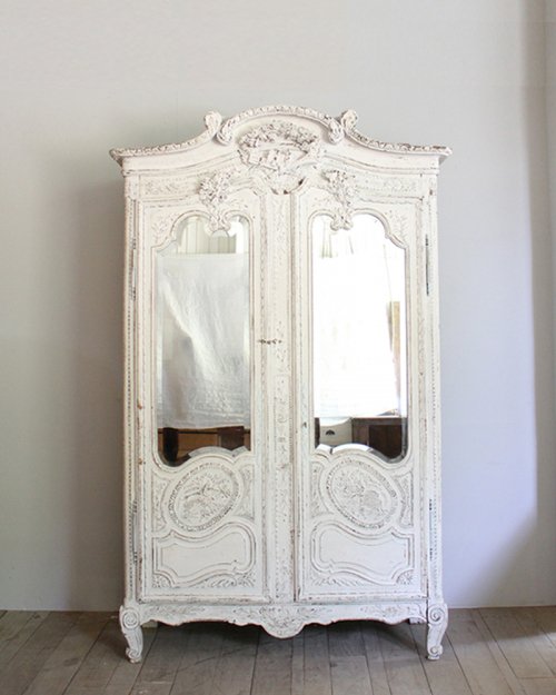 Armoire Cabinet 