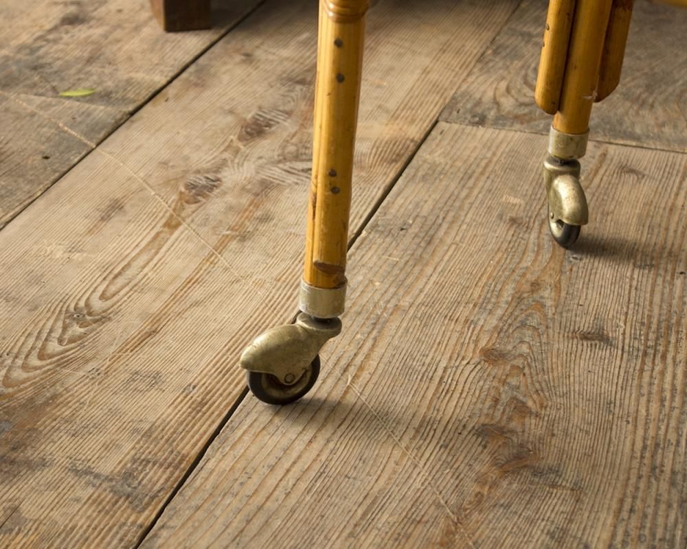 アンティーク ラタン素材のベビーベッド | Antiques Knock