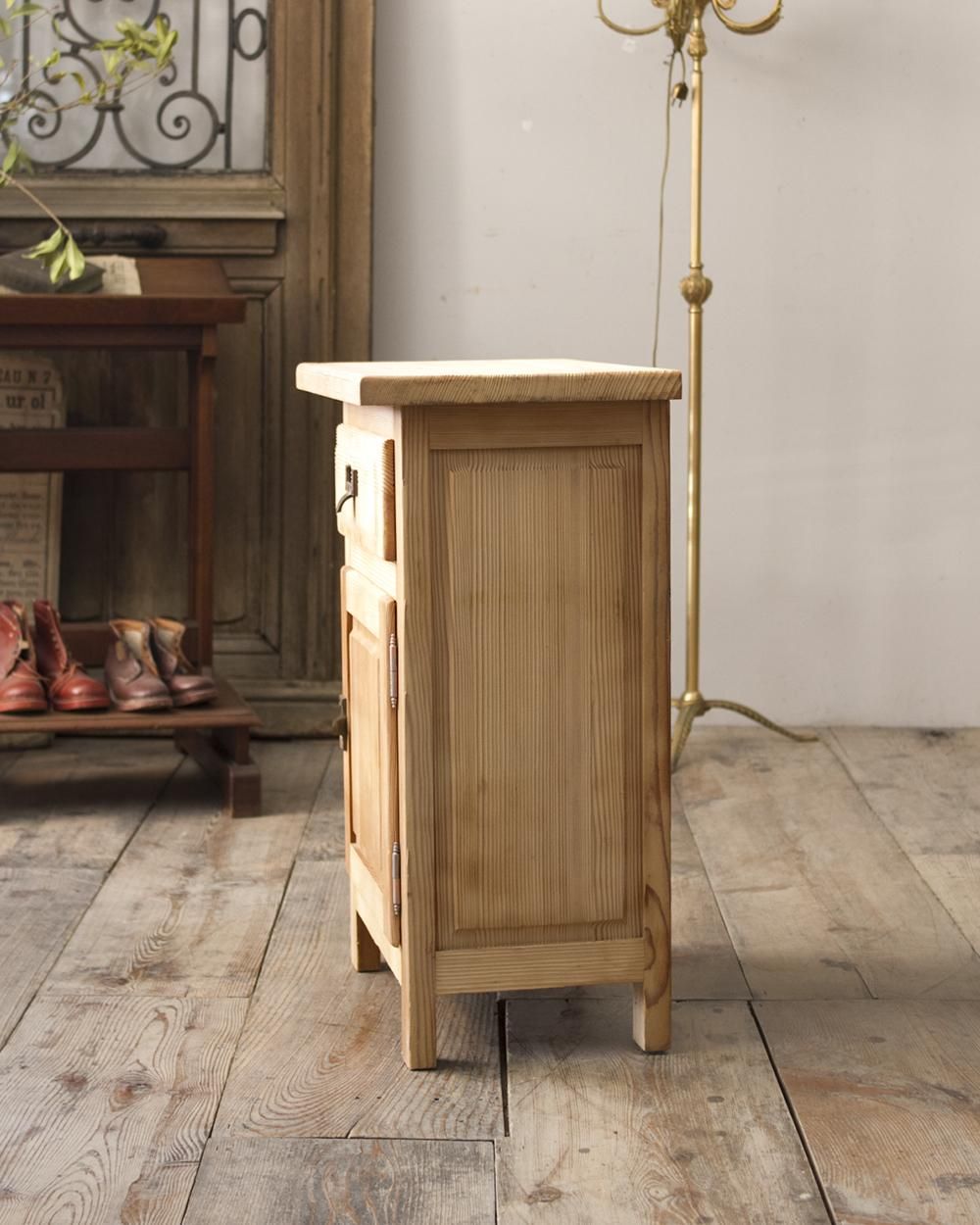 アンティーク スモールキャビネット | Antiques Knock アンティーク スモールキャビネット | Antiques Knock