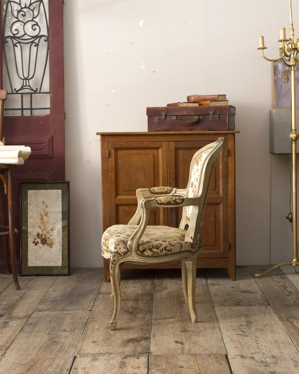 フランスアンティーク フレンチシャビーアームチェア ｜Antiques