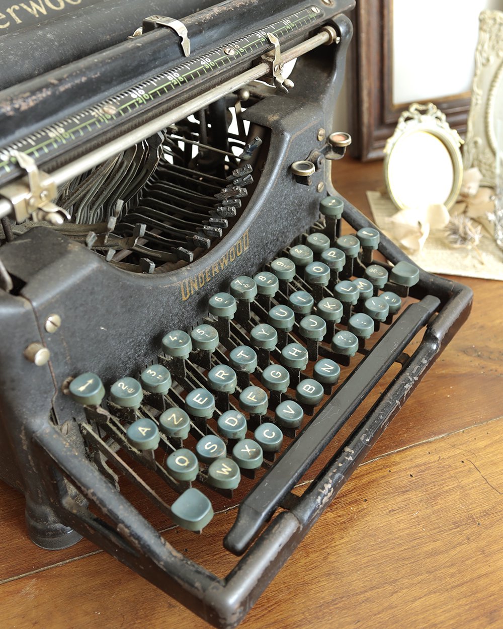 37％割引あなたにおすすめの商品 Underwood Typewriter タイプライター 