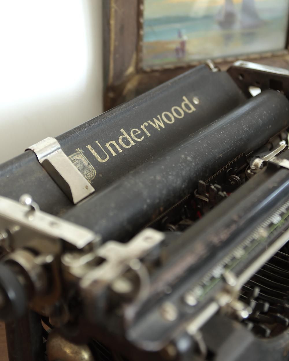 アンティーク Underwood Typewriter Company 製 タイプライター アンティーク Underwood Typewriter Company 製 タイプライター