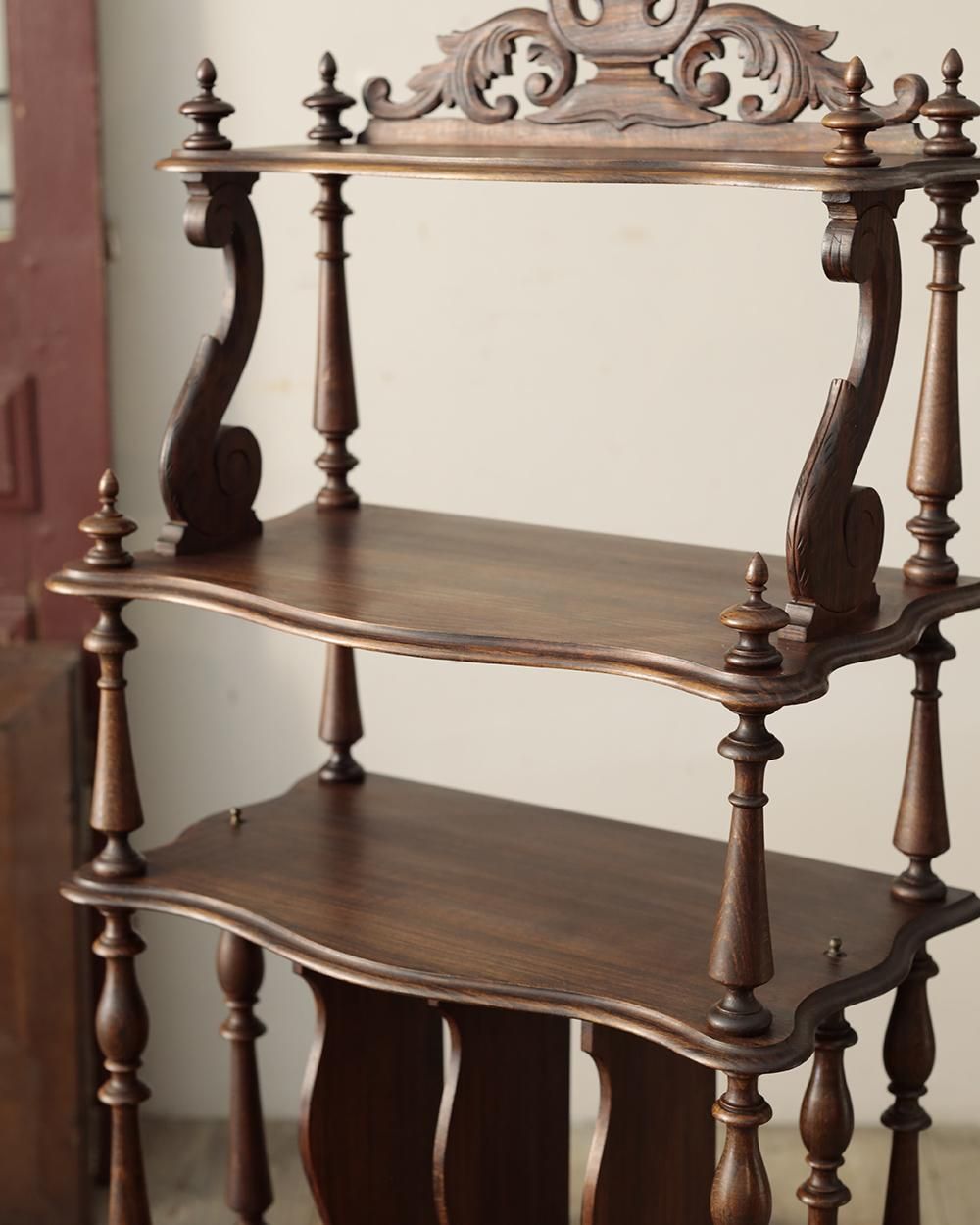 フランスアンティーク ミュージックシェルフ｜Antiques Knock