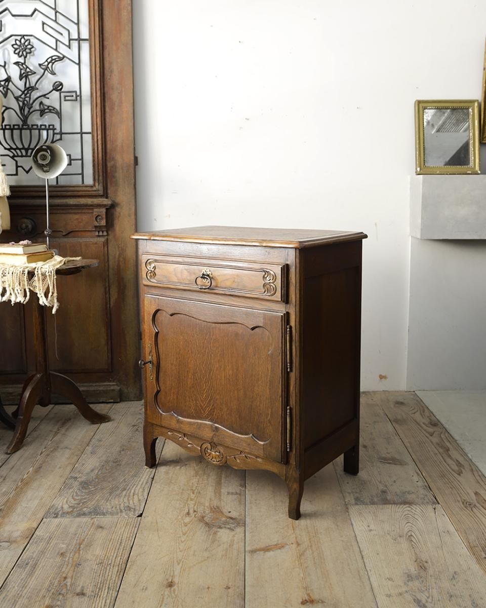 フランスアンティーク キャビネット|Antiques Knock フランスアンティーク キャビネット|Antiques Knock