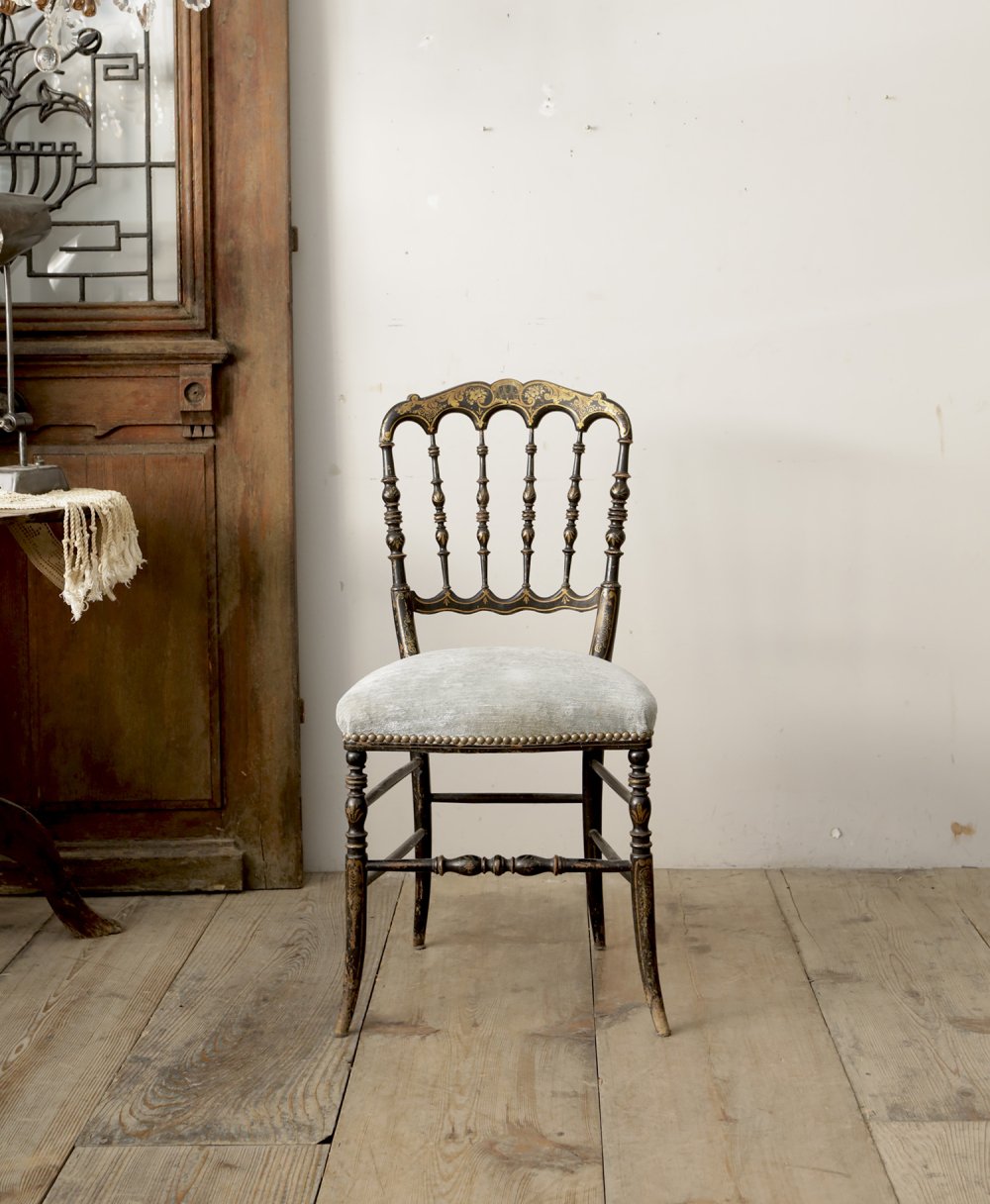 フランスアンティーク　アームチェア　しっかり　ナポレオン　チェア　椅子