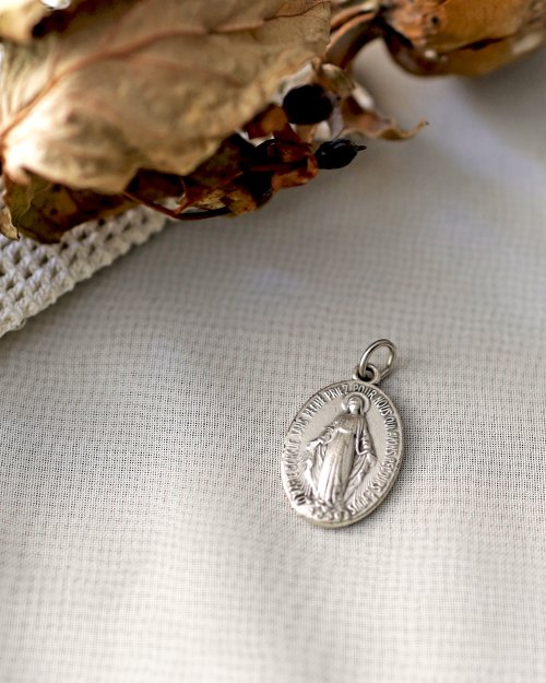  キリスト教 聖母マリアのメダイ.1   SALE  Miraculous Medal.1 