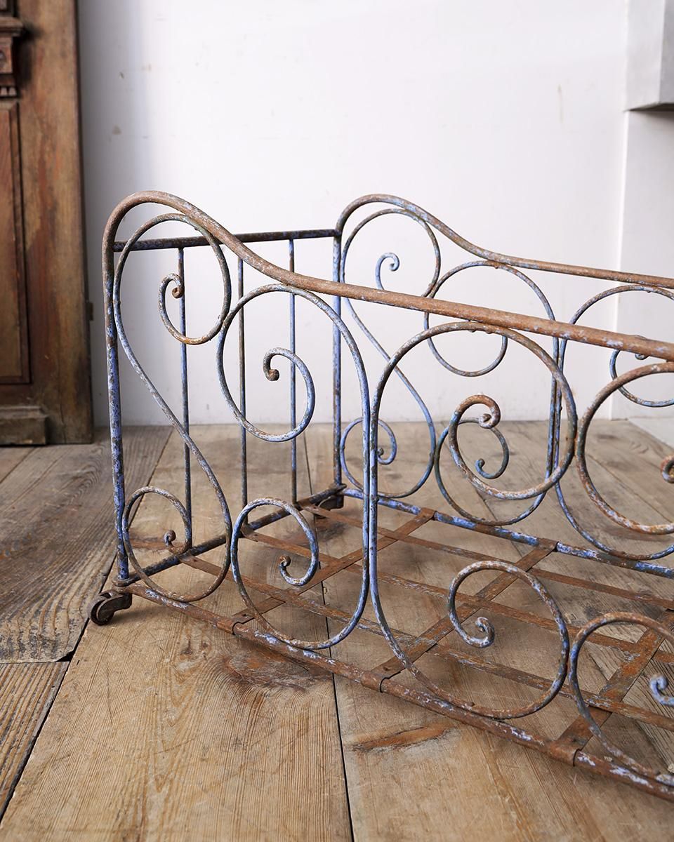 フランスアンティーク アイアンベビーベッド.7｜Antiques Knock