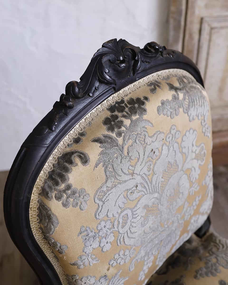 フランスアンティークチェア ナポレオン3世時代のナーシングチェア.1